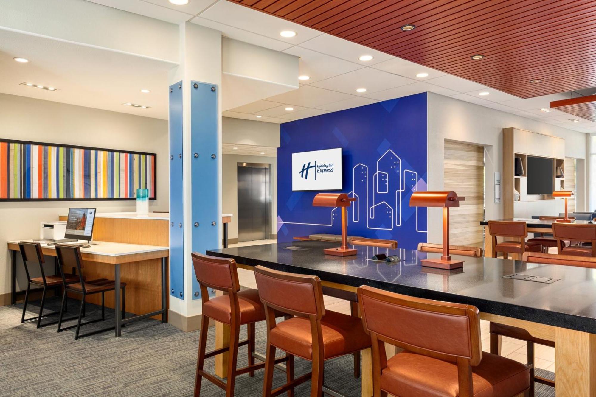 Holiday Inn Express & Suites Hayward - Castro Valley By Ihg Екстер'єр фото